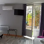 Le P'tit Monde Hotel