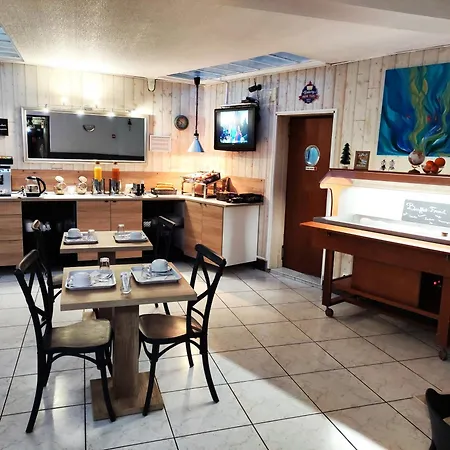 ホテル Le P'tit Monde 2*