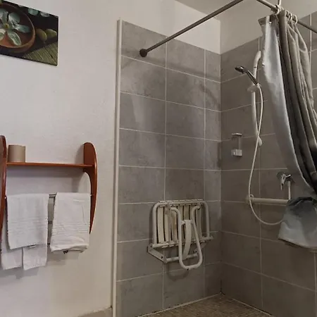 Le P'tit Monde Hotel Montignac-Lascaux