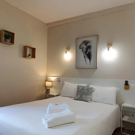 Le P'tit Monde Hotell
