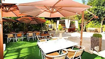 Le P'tit Monde Hotel Montignac-Lascaux