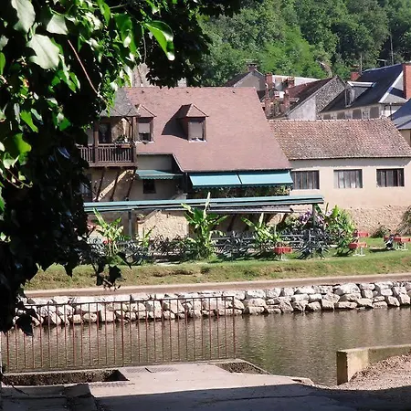 Le P'tit Monde ホテル モンティニャック